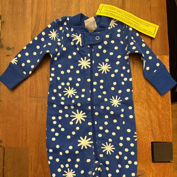 Hanna Andersson Other - Hanna Anderson  US 0-3 Mo infant PJs - Blue winter snowflake (NWT)